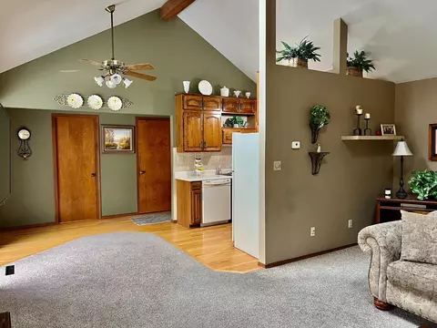 420 N Lillian St, Griffith, IN 46319 photo 13