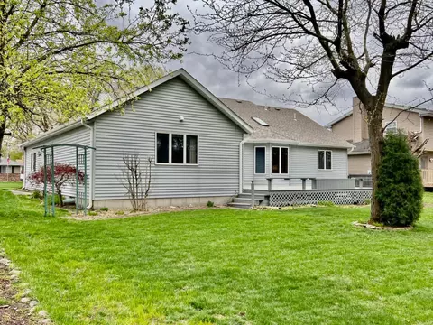 420 N Lillian St, Griffith, IN 46319 photo 9