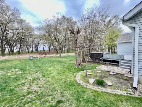 420 N Lillian St, Griffith, IN 46319 photo 4
