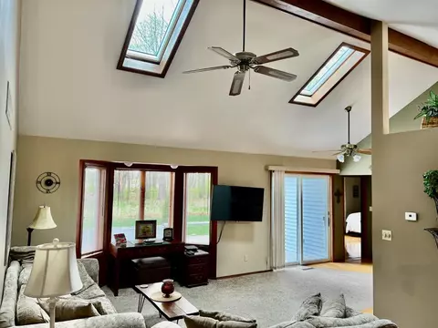 420 N Lillian St, Griffith, IN 46319 photo 12