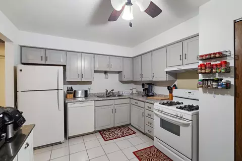 445 Old Stone Rd #A-4, Munster, IN 46321 photo 8