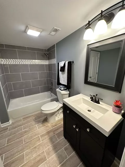 859 Colfax St, Gary, IN 46406 photo 7