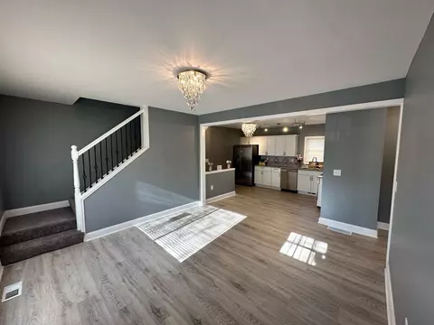 859 Colfax St, Gary, IN 46406 photo 4