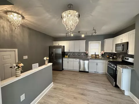 859 Colfax St, Gary, IN 46406 photo 2