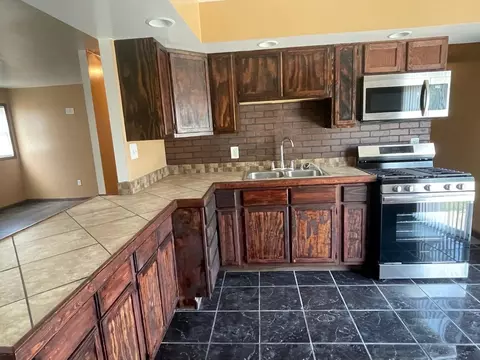 2333 Wilson St, Gary, IN 46404 photo 5
