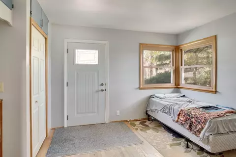6484 N 500, Rolling Prairie, IN 46371 photo 11