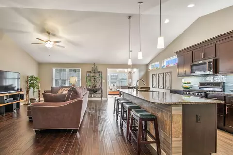 10307 Red Rock Pl, Dyer, IN 46311 photo 5