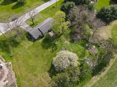 213 E Ludlow St, Rolling Prairie, IN 46371 photo 22