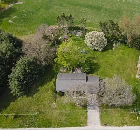 213 E Ludlow St, Rolling Prairie, IN 46371 photo 27