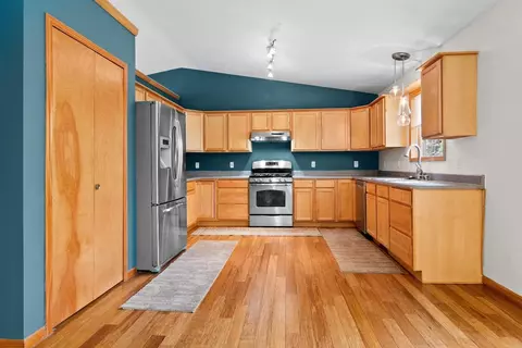 378 Spring View Ct, Porter, IN 46304 photo 6