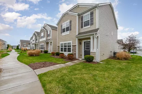 1079 E 115th Ln, Crown Point, IN 46307 photo 1