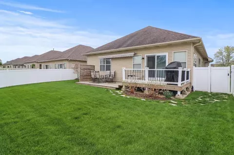 7586 E 103rd Dr, Crown Point, IN 46307 photo 5