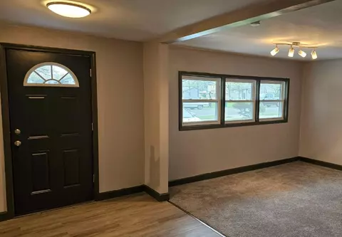 401 N Rush St, Gary, IN 46403 photo 4