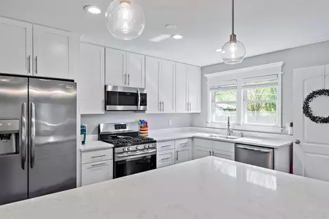 8315 Baring Ave, Munster, IN 46321 photo 7