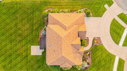 Exterior - 546 Jenna Dr, Munster, IN 46321 photo 10 of 10