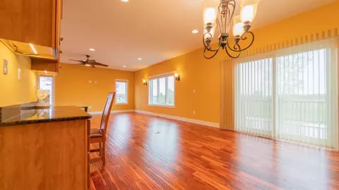 Dining - 546 Jenna Dr, Munster, IN 46321 photo 1 of 3