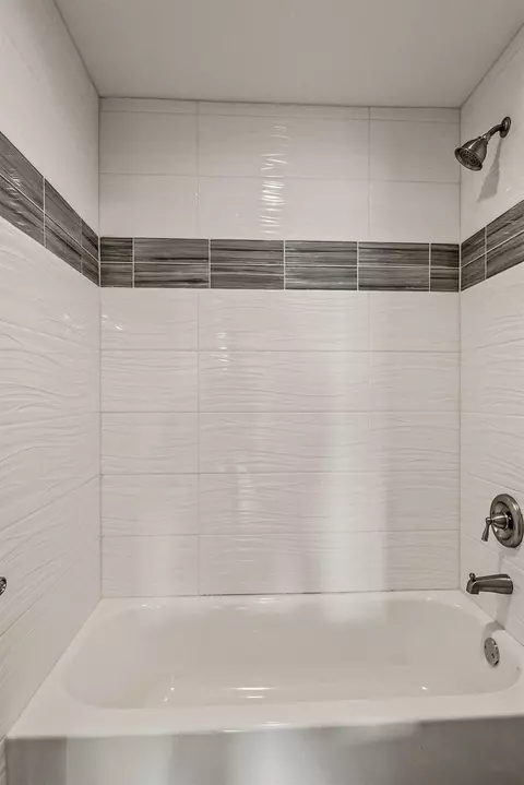 9570 Tall Grass Trl, Saint John, IN 46373 photo 6