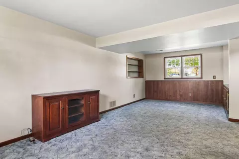 801 N Cline Ave, Griffith, IN 46319 photo 19