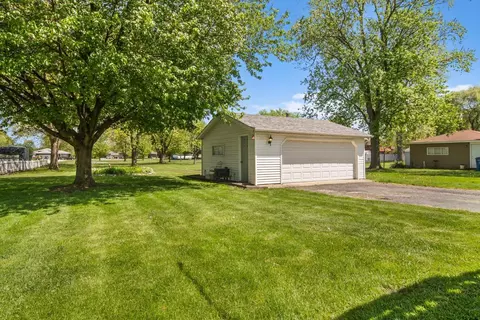 801 N Cline Ave, Griffith, IN 46319 photo 4