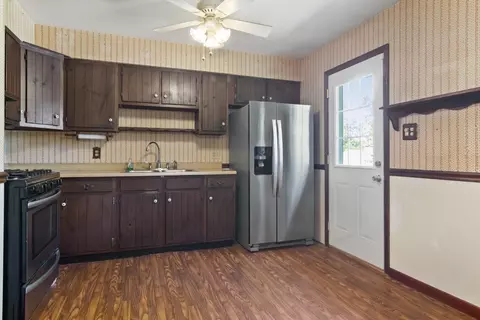 801 N Cline Ave, Griffith, IN 46319 photo 10
