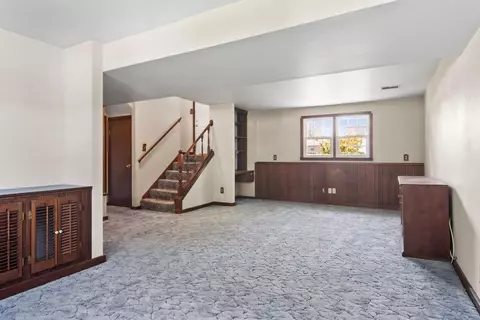 801 N Cline Ave, Griffith, IN 46319 photo 17