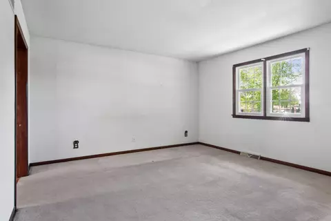 801 N Cline Ave, Griffith, IN 46319 photo 9