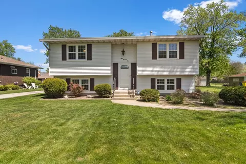 801 N Cline Ave, Griffith, IN 46319 photo 1