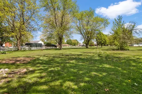 801 N Cline Ave, Griffith, IN 46319 photo 5