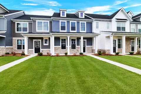 11813 Vermont St, Crown Point, IN 46307 photo 1