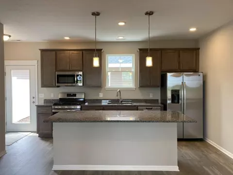 11824 Kentucky St, Crown Point, IN 46307 photo 2