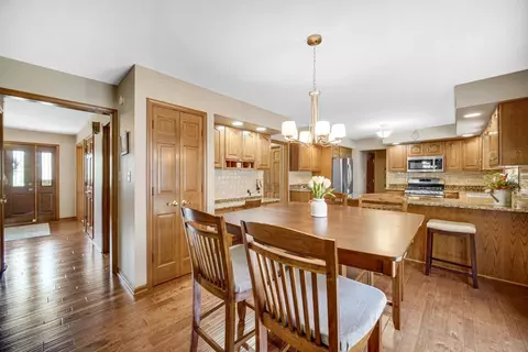 10216 Windfield Dr, Munster, IN 46321 photo 9