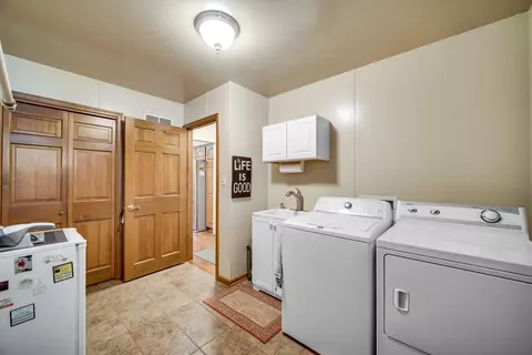 10216 Windfield Dr, Munster, IN 46321 photo 17