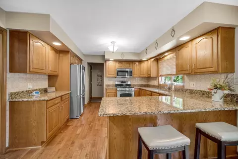 10216 Windfield Dr, Munster, IN 46321 photo 7