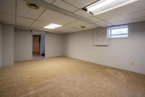 419 E Division St, De Motte, IN 46310 photo 34