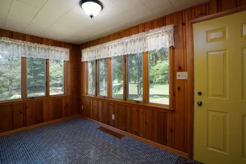 419 E Division St, De Motte, IN 46310 photo 26