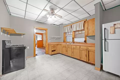 1342 Ellsworth Pl, Gary, IN 46404 photo 6