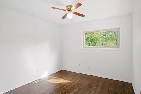 1345 N Jay Cir, Griffith, IN 46319 photo 5