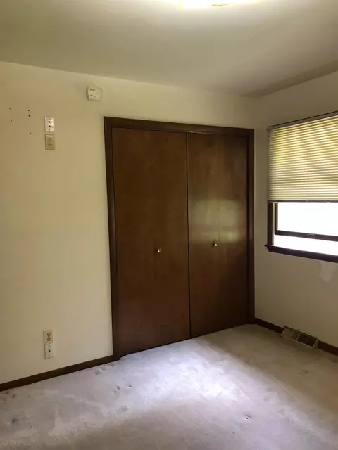 9615 Middlesex Rd, De Motte, IN 46310 photo 15
