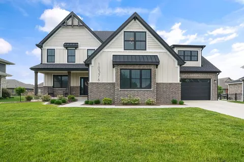 10376 Silver Maple Dr, Saint John, IN 46373 photo 1