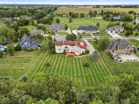 View/Area - 13744 Jennings Ln, Crown Point, IN 46307 photo 4 of 10