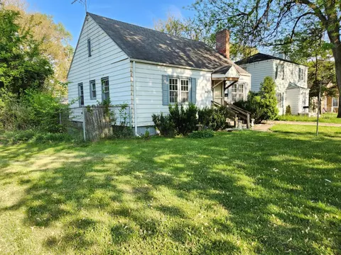 4635 Harrison St, Gary, IN 46408 photo 2