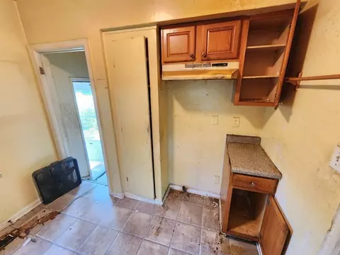 4635 Harrison St, Gary, IN 46408 photo 7
