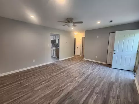 962 Durbin St, Gary, IN 46406 photo 3