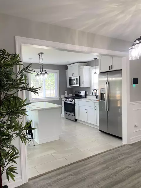 355 King St, Gary, IN 46406 photo 5