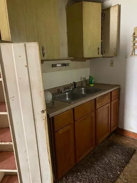 4808 Delaware St, Gary, IN 46409 photo 5