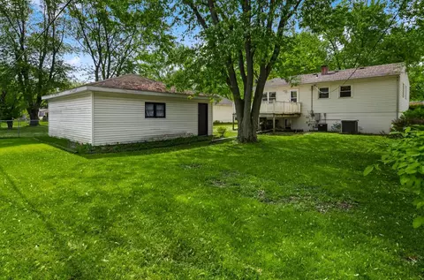 920 Walnut Ln, Crown Point, IN 46307 photo 8