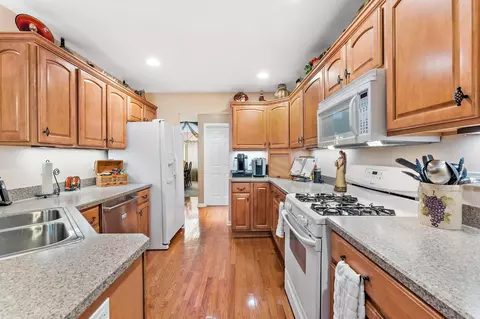 9842 Forest St, Dyer, IN 46311 photo 13
