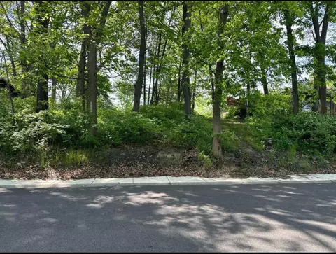 619 Driftwood Dr, Lowell, IN 46356 photo 3