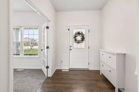 13391 Sky Dr, Dyer, IN 46311 photo 6