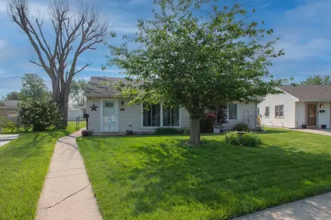 829 E Woodside Dr, Griffith, IN 46319 photo 1